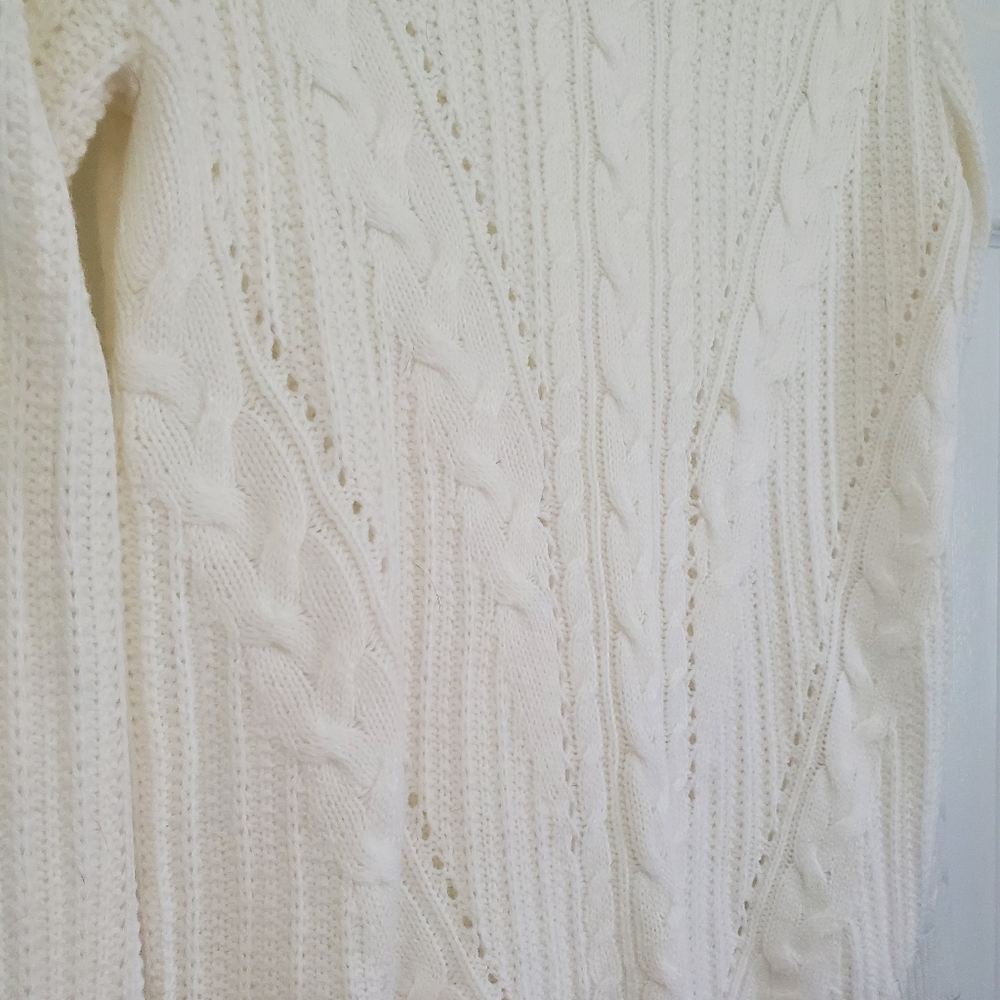 Sweater - Picture 4 of 4
